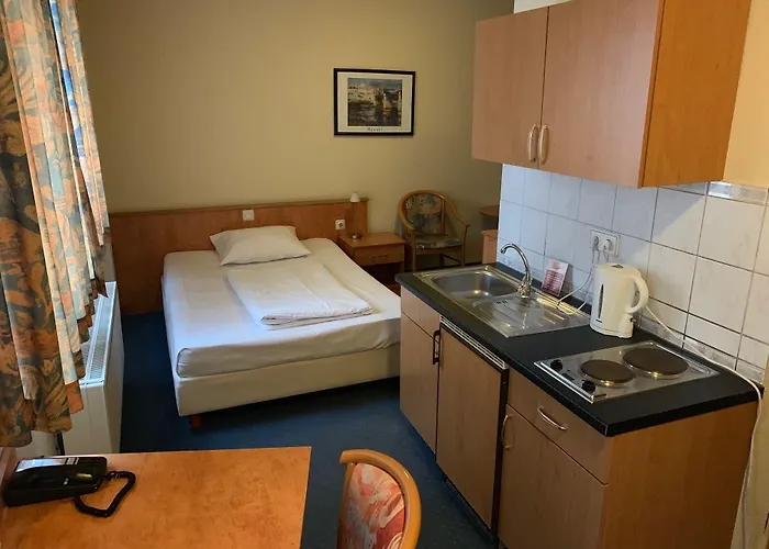 Hotel Am Kurfuerstenplatz - Messe Francoforte sul Meno
