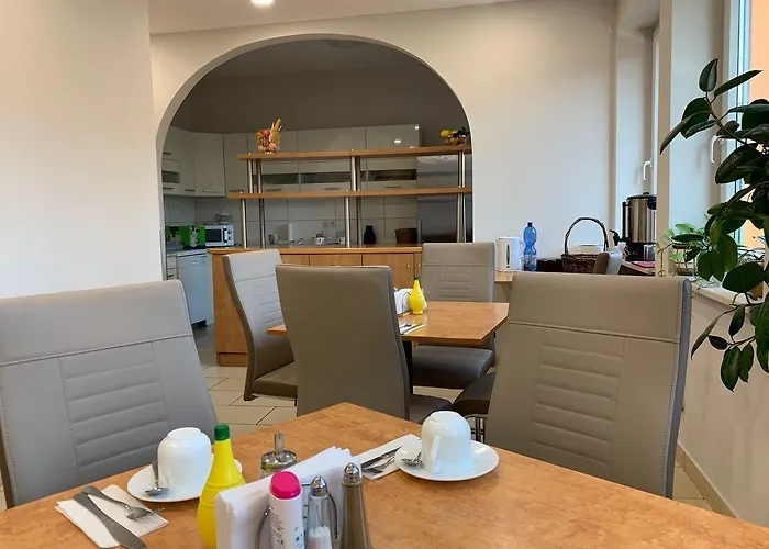 Hotel Am Kurfuerstenplatz - Messe Francoforte sul Meno